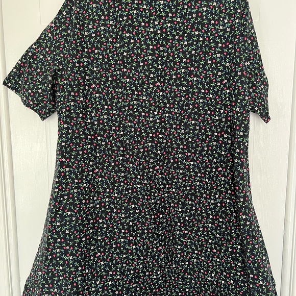 Zara floral dress - Picture 4 of 4